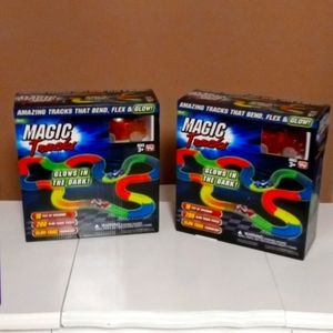 Magic Tracks, red car